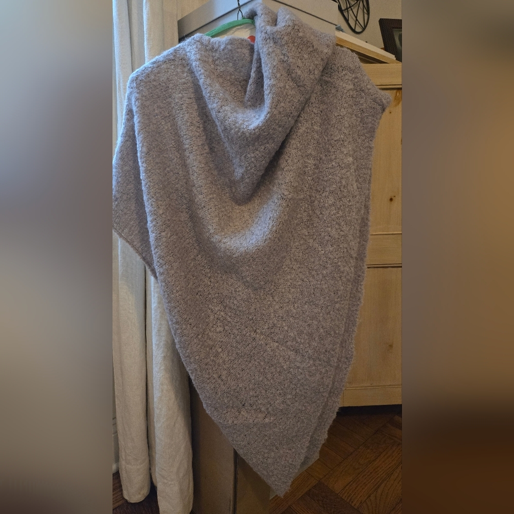 Cozy Gray Helmut Lang Asymmetrical One Sleeve Mohair Blend Sweater Size Small